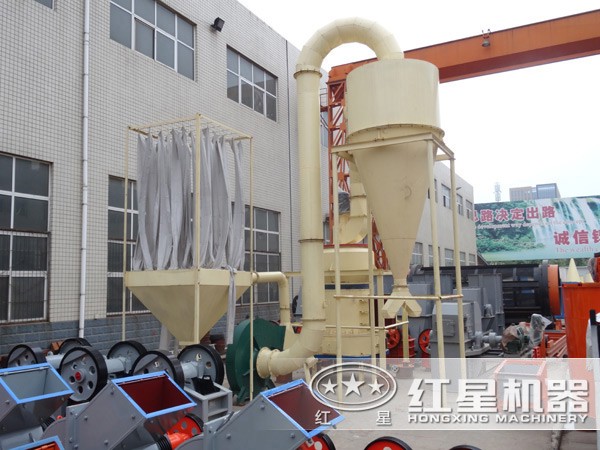 瓷土磨粉機生產車間