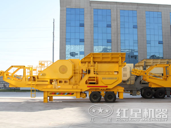 新一代鵝卵石車載破碎機